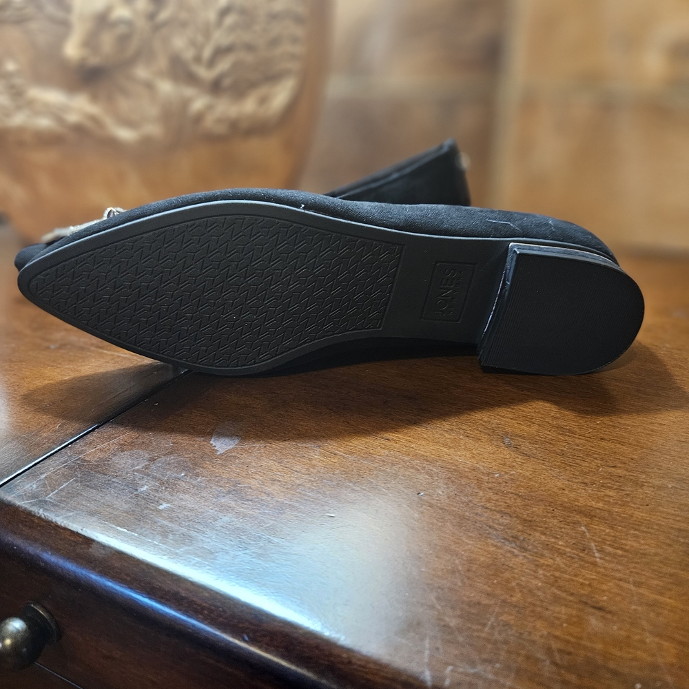 Jones New York Black Flats with Silver Detailing - Picture 9 of 12